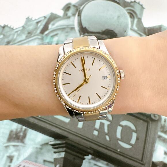 Fossil Adalyn Watch BQ3376 Stainless Steel Bracelet Strap  Fossil BQ3376 Stainless Steel Analog Silver Dial Quartz Wrist Watch